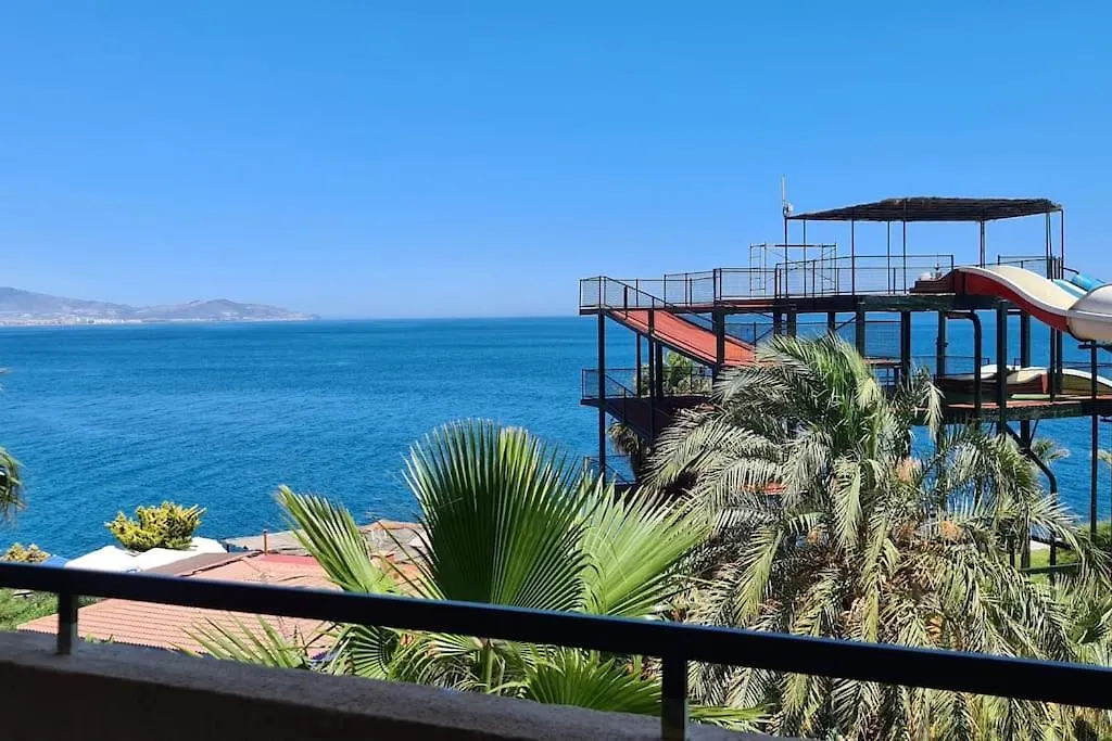 N The Beach 2 Almunecar Apartment